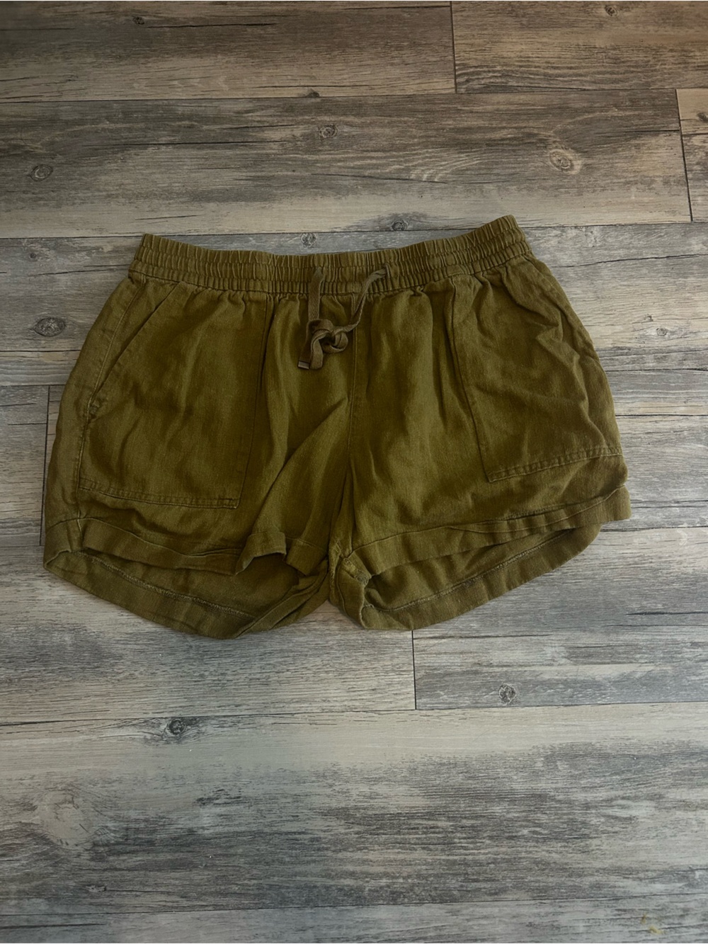 Old Navy Olive Drawstring Women's Shorts